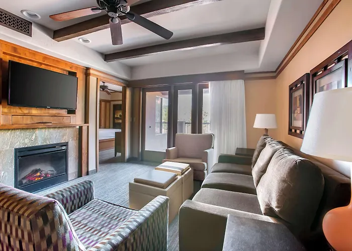 Hilton Vacation Club Summit Hotel